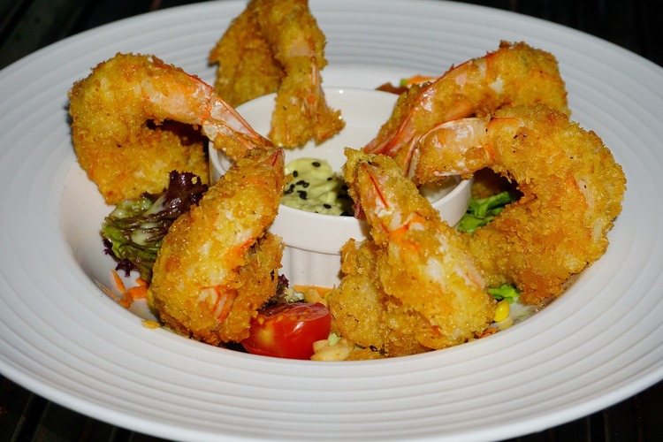 Air Fryer Prawns with Panko and Avocado Dipping Sauce - Air Fryer Recipe
